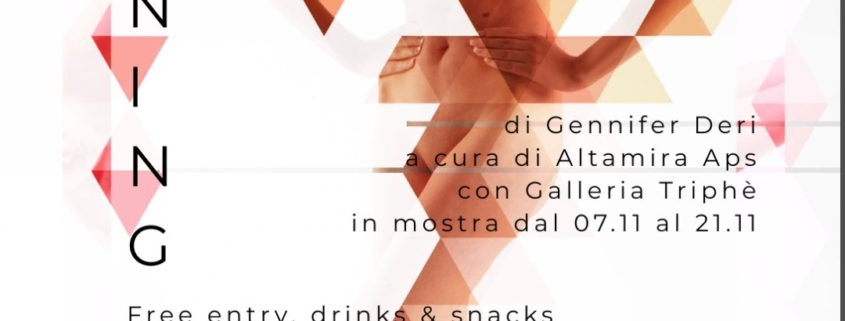 Locandina della mostra personale Decrypt for-mat di Gennifer Deri alla Galleria Triphè di Roma, a cura di Altamira APS, dedicata alla percezione del corpo e della realtà attraverso fotografie digitalmente trasformate e installazioni modulari.