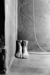 Locandina della mostra fotografica SYNTHESIS di Massimiliano Camellini presso Amy d’Arte Spazio a Milano, con una selezione di progetti che esplorano sogni, memoria, trasformazione dei luoghi e cambiamenti sociali attraverso la fotografia contemporanea.